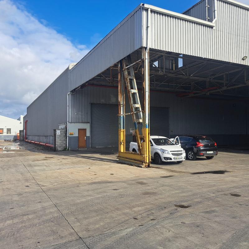 To Let Commercial Property for Rent in Sidwell Eastern Cape